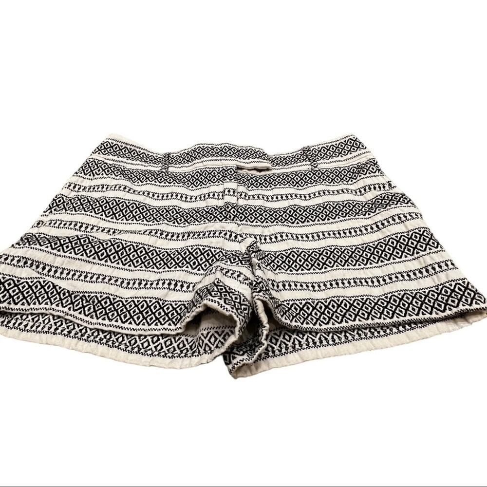 NWT LOFT The Riviera Short Black And Cream Shorts Mid Rise W/Pockets Size 10 - Picture 5 of 8